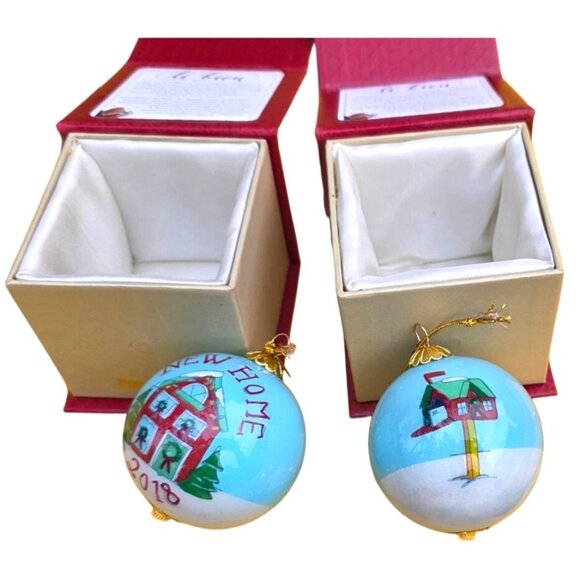 2 Vintage Pier 1 Imports Ornaments Li Bien New Home 2018 Hand-Painted Glass - Picture 1 of 9